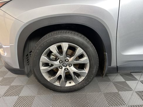Used 2024 Toyota Grand Highlander FWD image 7
