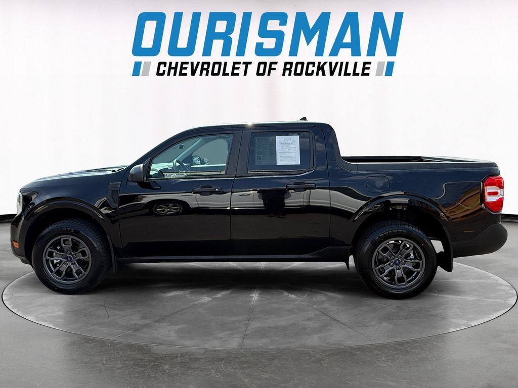Used 2024 Ford Maverick XL FWD image 3