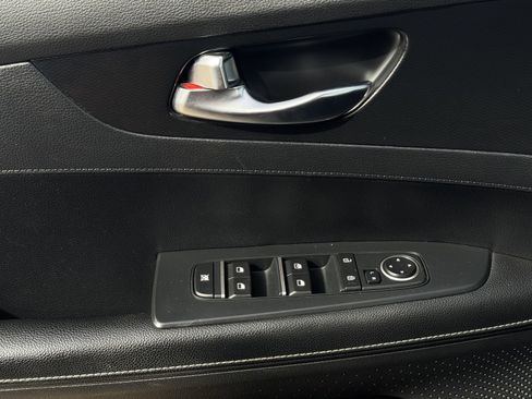 Used 2020 Kia Forte GT-Line image 26