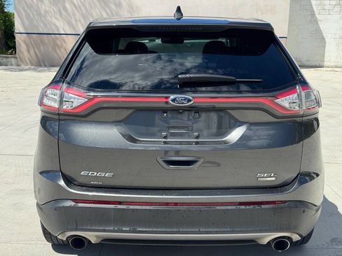 Used 2018 Ford Edge SEL w/ Equipment Group 201A AWD/4WD image 7