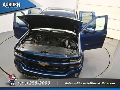 Used 2018 Chevrolet Silverado 1500 LT w/ All Star Edition image 32