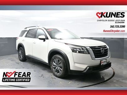 Used 2024 Nissan Pathfinder SV