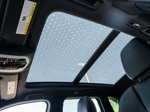 Used 2012 Porsche Cayenne image 29