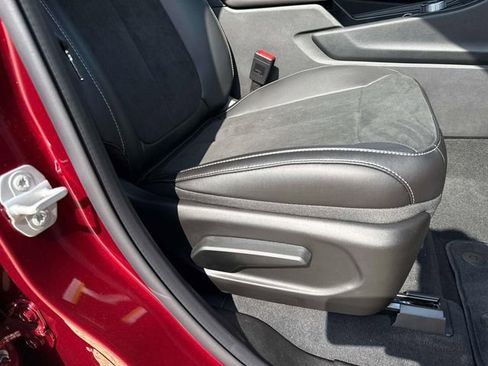 New 2025 Jeep Grand Cherokee Altitude RWD image 26