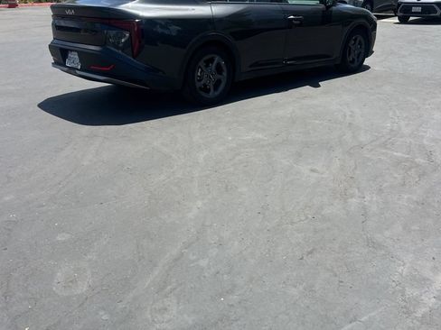 Used 2025 Kia K4 FWD image 6