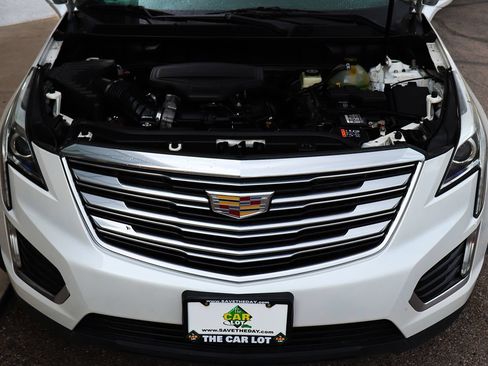 Used 2017 Cadillac XT5 FWD image 59