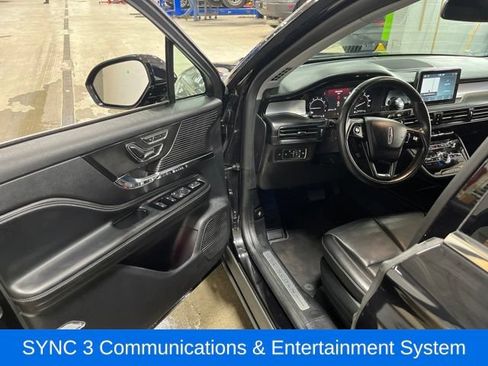 Certified 2022 Lincoln Corsair AWD w/ Premium Package image 32