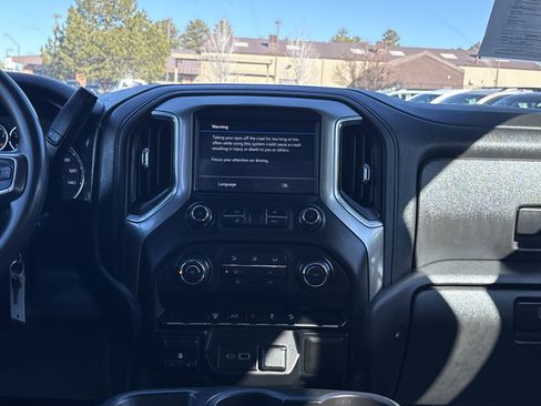 Used 2021 Chevrolet Silverado 2500 LT w/ Z71 Off-Road Package image 23