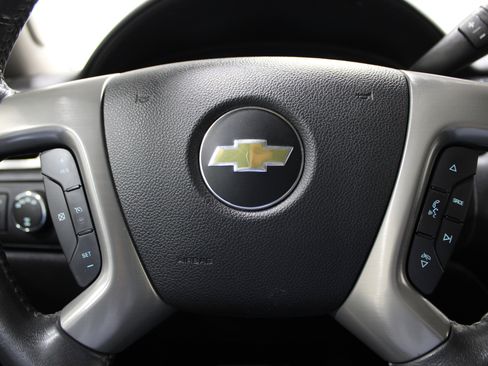 Used 2012 Chevrolet Avalanche LS w/ All-Star Edition image 8