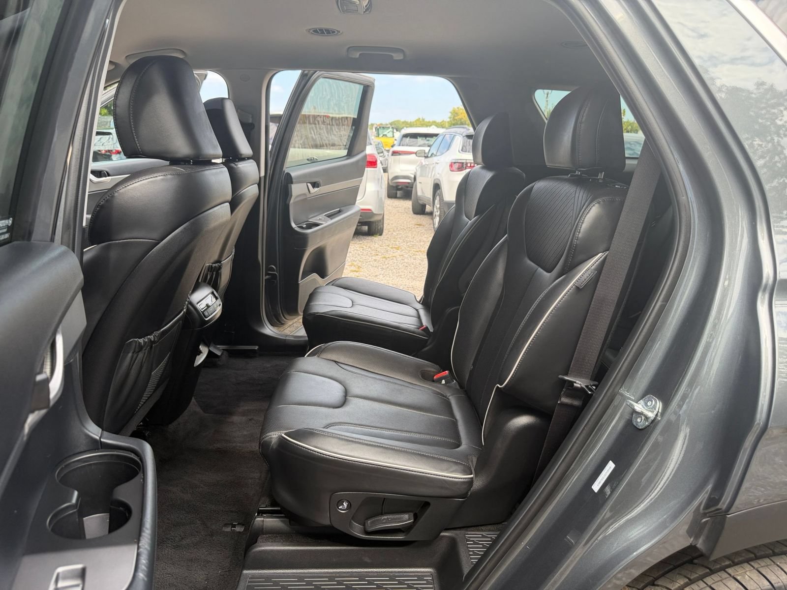 Used 2025 Hyundai Palisade SEL AWD/4WD image 28