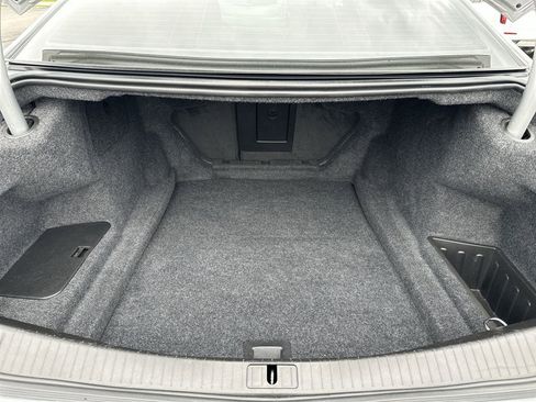 Used 2019 Cadillac CTS Luxury RWD image 23