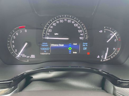 Used 2017 Cadillac XT5 FWD image 9