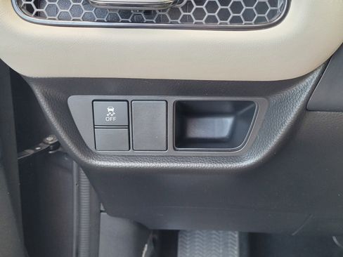 Certified 2024 Honda HR-V LX image 17