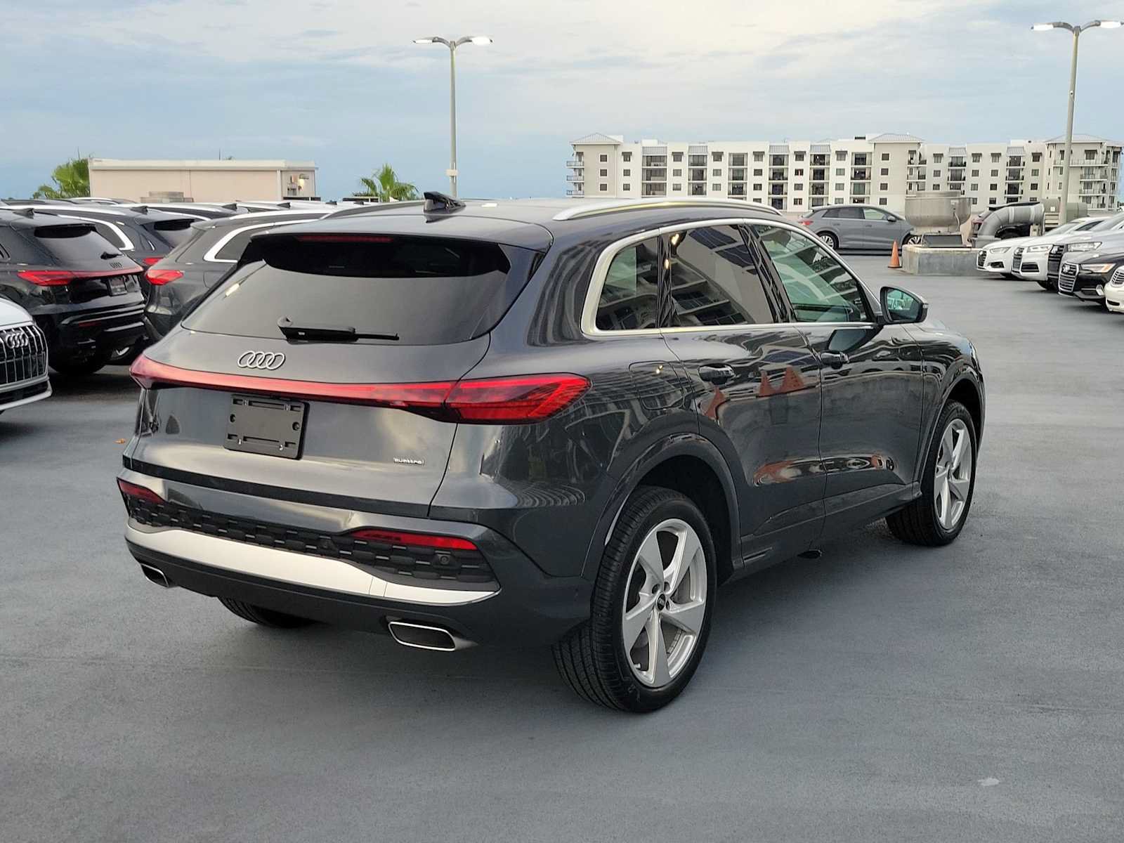 Certified 2025 Audi Q5 Premium Plus AWD/4WD image 6