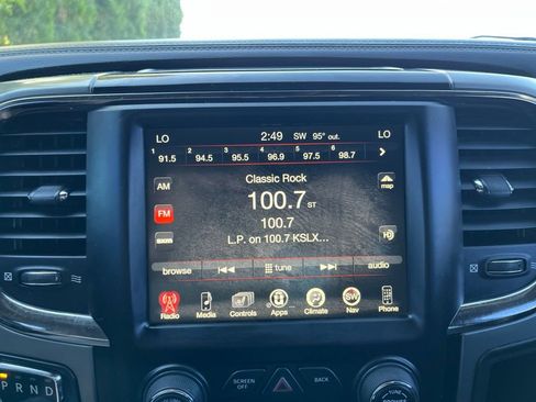 Used 2017 RAM 1500 Sport w/ Black Ram 1500 Sport Group image 33