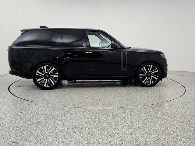 Certified 2023 Land Rover Range Rover SE AWD/4WD image 4