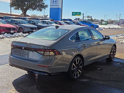 New 2025 Honda Accord Touring image 4