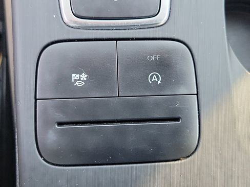 Used 2020 Ford Escape SEL FWD image 24