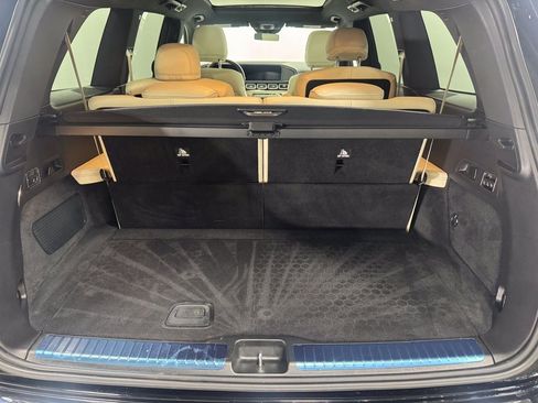 Certified 2025 Mercedes-Benz GLS 450 4MATIC image 31