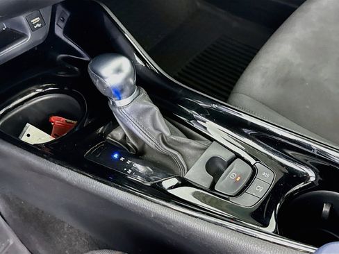 Certified 2021 Toyota C-HR XLE FWD image 16