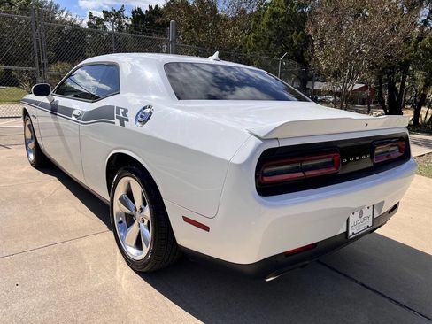 Used 2016 Dodge Challenger R/T Plus image 9