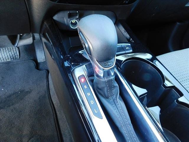 Used 2025 Chevrolet Trax LT FWD image 11