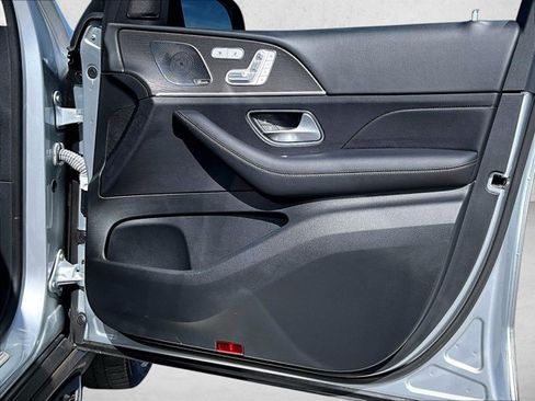 Certified 2023 Mercedes-Benz GLS 450 4MATIC image 19