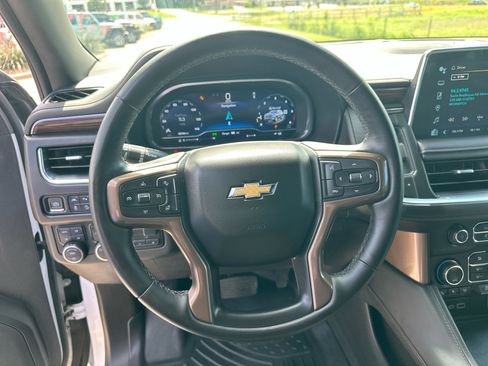 Used 2023 Chevrolet Tahoe High Country AWD/4WD image 14
