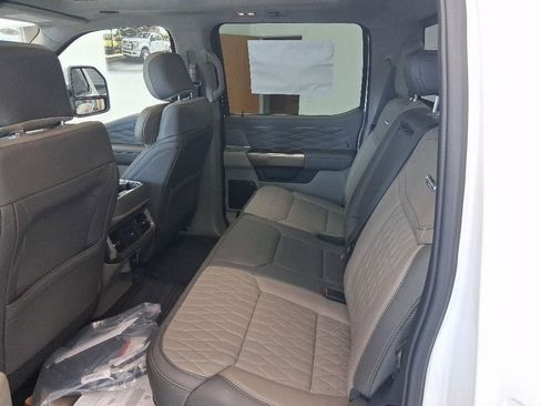 New 2026 Ford F350 Platinum w/ Platinum Plus Package AWD/4WD image 19
