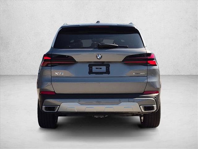 Used 2026 BMW X5 xDrive40i w/ Premium Package AWD/4WD image 8