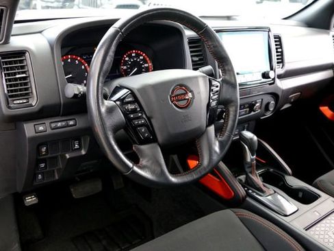 Used 2023 Nissan Frontier Pro-X w/ Pro Convenience Package image 9