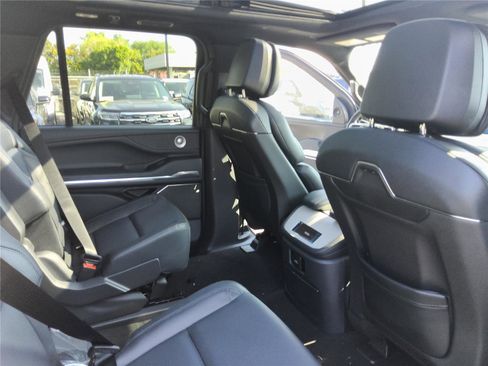 New 2026 Lincoln Navigator Reserve w/ Jet Appearance Package AWD/4WD image 27