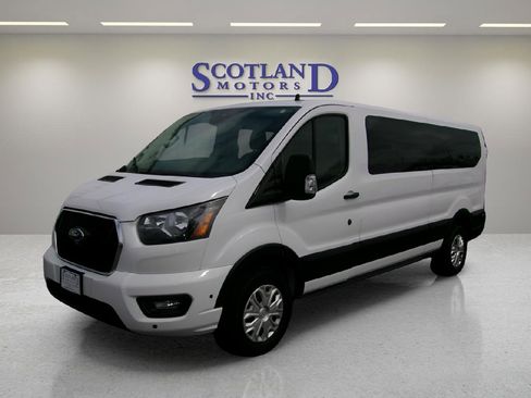 Used 2024 Ford Transit 350 XLT image 2
