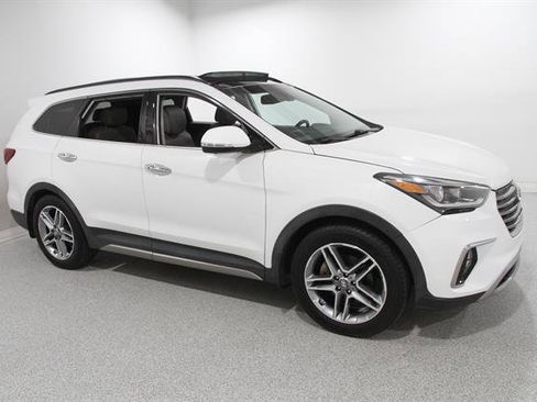Used 2017 Hyundai Santa Fe Limited AWD/4WD image 1
