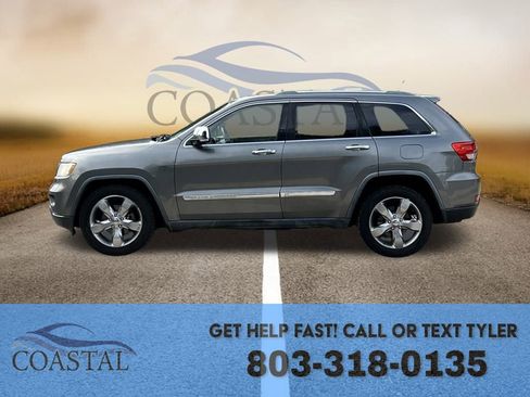 Used 2011 Jeep Grand Cherokee Limited w/ Luxury Group II image 17