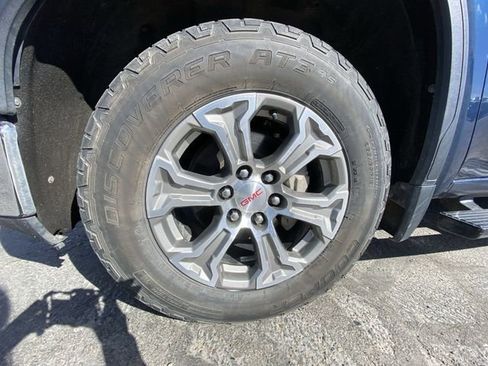 Used 2020 GMC Sierra 1500 SLT w/ X31 Off-Road Package image 10