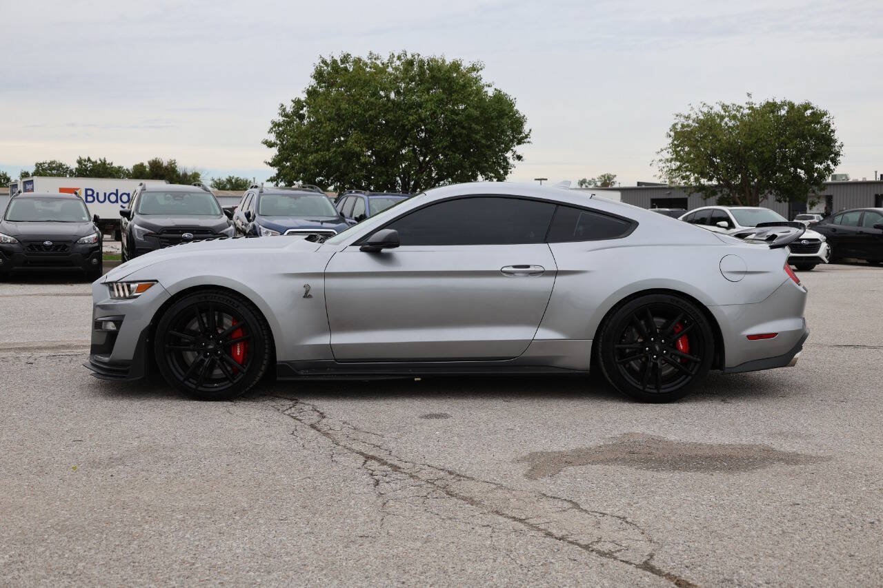 Used 2021 Ford Mustang Shelby GT500 w/ Technology Package RWD image 8