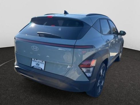 Used 2024 Hyundai Kona SEL image 3