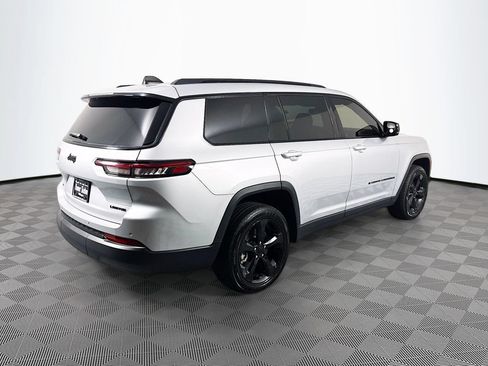 Used 2023 Jeep Grand Cherokee L Limited w/ Black Appearance Package RWD image 7