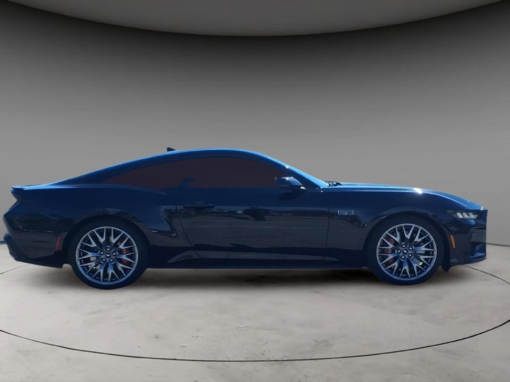 Used 2024 Ford Mustang GT Premium RWD image 6