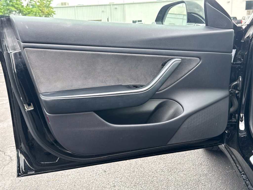 Used 2019 Tesla Model 3 Long Range RWD image 11