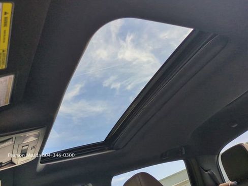 Used 2019 Toyota Tacoma Limited image 22