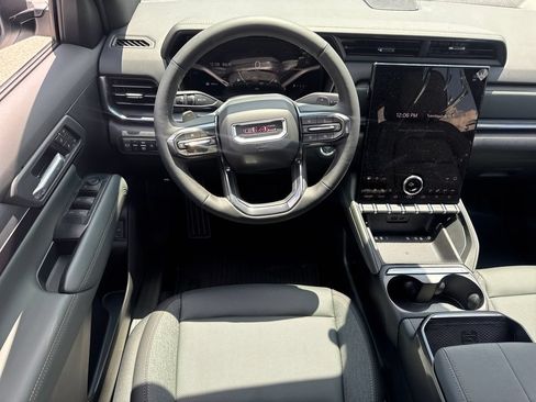 New 2027 GMC Terrain AT4 w/ Convenience Package III AWD/4WD image 16