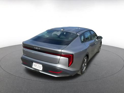 Used 2025 Kia K4 LXS image 12