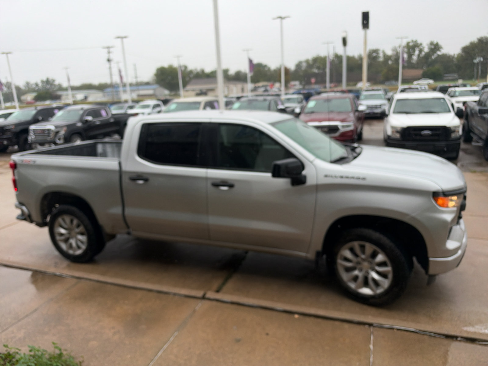 Used 2022 Chevrolet Silverado 1500 Custom AWD/4WD image 5