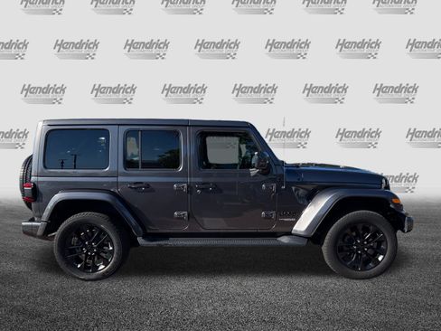 Used 2021 Jeep Wrangler Unlimited Sahara AWD/4WD image 11