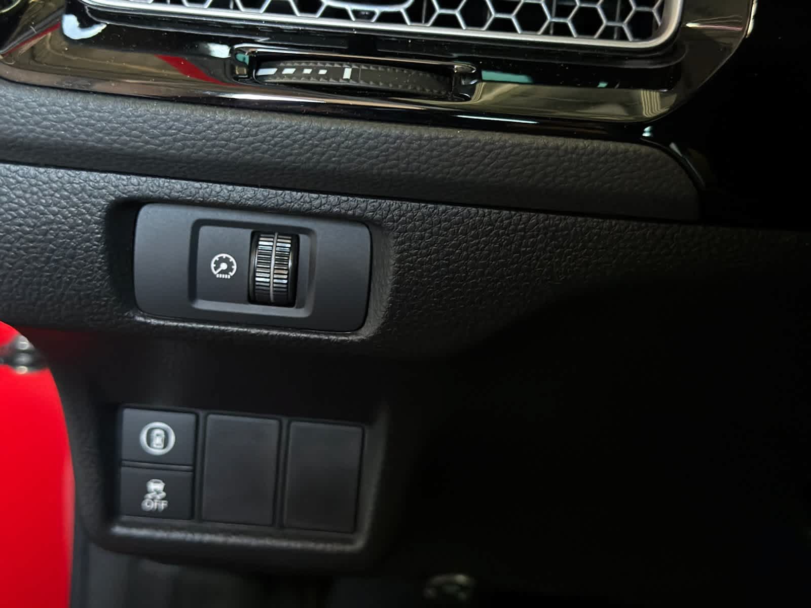 Used 2024 Honda Civic Sport image 28