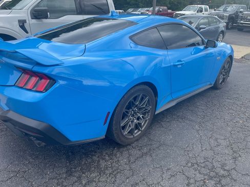 Used 2024 Ford Mustang GT Premium w/ GT Performance Package RWD image 4