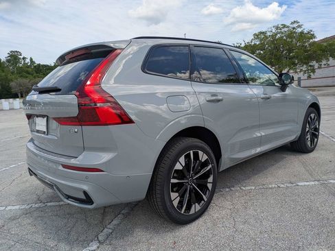 New 2026 Volvo XC60 T8 Plus w/ Protection Package Premier AWD/4WD image 6