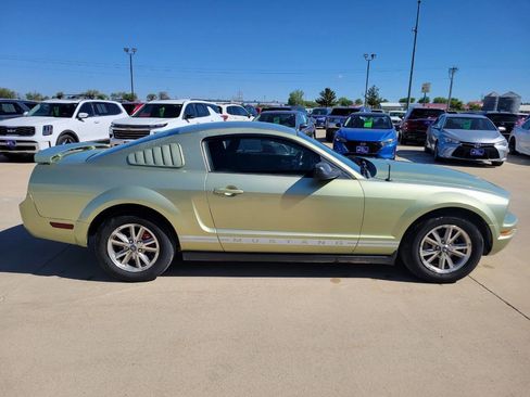 Used 2005 Ford Mustang Coupe RWD image 6